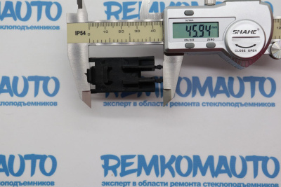 Фиксатор ручки двери Renault Master 3/Opel Movano 770555