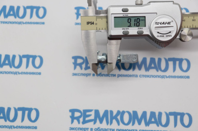 Шток личинки замка двери (39мм) Volkswagen Caddy/Transporter T5 770255