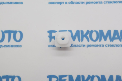 Фиксатор стекла Renault Kangoo 771718