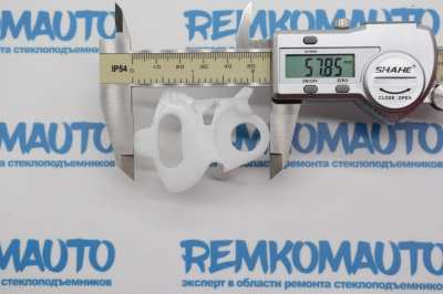 Фиксатор замка двери BMW 5-series F10 (перед. прав.) 771472