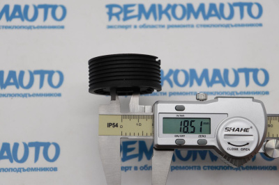 Ролик стеклоподъёмника (катушка стеклоподъемника) 771996