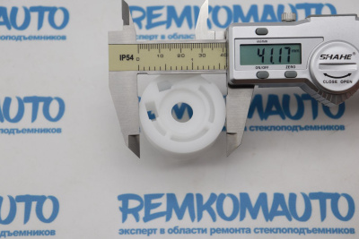 Ролик стеклоподъёмника (катушка стеклоподъемника) 771176