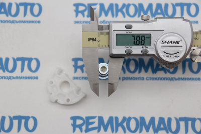 Обводной ролик стеклоподъёмника с клепкой 772407