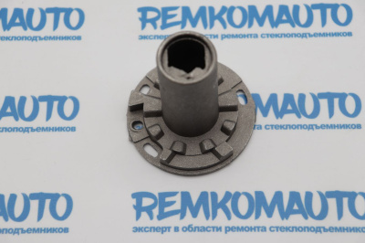 Кронштейн бокового зеркала двери Volkswagen Transporter T5/T6 770185