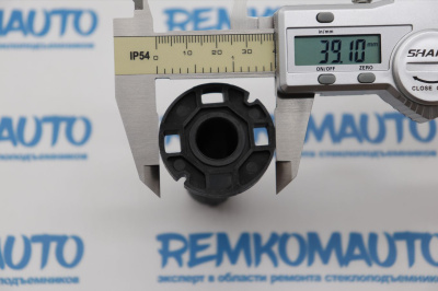 Кронштейн бокового зеркала двери Peugeot 3008/5008/Renault Kadjar 772851