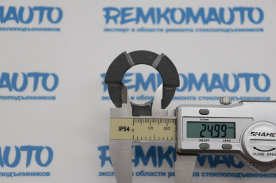 Стопор зеркала Mercedes Benz правый 772562