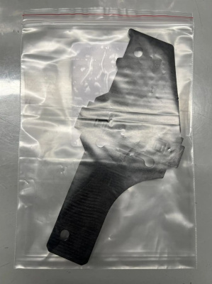 Направляющий держатель стеклоподъёмника (каретка стеклоподъемника) 771071