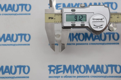 Держатель обводного ролика стеклоподъёмника 771149