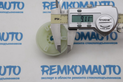 Ролик стеклоподъёмника (катушка стеклоподъемника) 771044