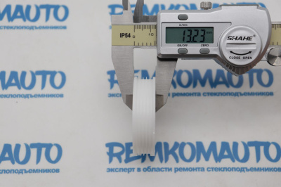 Ролик стеклоподъёмника (катушка стеклоподъемника) 770101