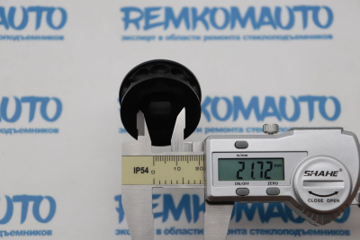 Ролик (катушка) стеклоподъёмника Mazda771165