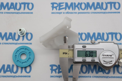 Обводной ролик стеклоподъемника (комплект) 770937