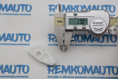 Обводной ролик стеклоподъёмника с клепкой 772283