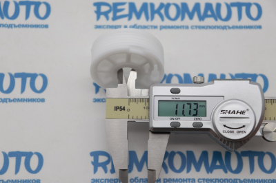 Ролик стеклоподъёмника (катушка стеклоподъемника) 770819