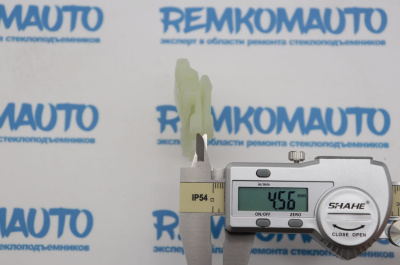 Угловой фиксатор троса стеклоподъемника 771623