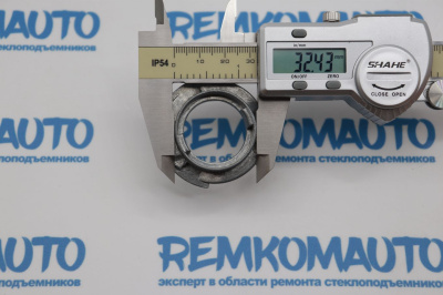 Стопор зеркала Mercedes Benz правый 772562