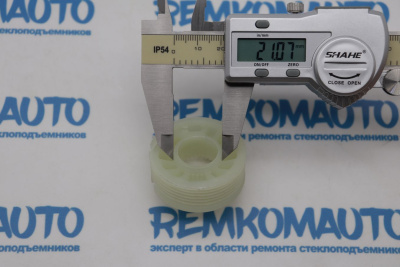 Ролик стеклоподъёмника (катушка стеклоподъемника) 771193