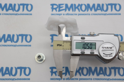 Обводной ролик стеклоподъёмника с клепкой 770598