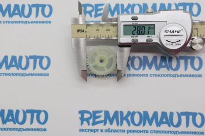 Шестерня замка двери Ford Tourneo Connect (перед. лев./прав.) 770722