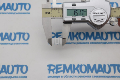 Фиксатор для направляющего держателя стеклоподъёмника 770190