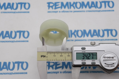 Ролик стеклоподъёмника (катушка стеклоподъемника) 770583