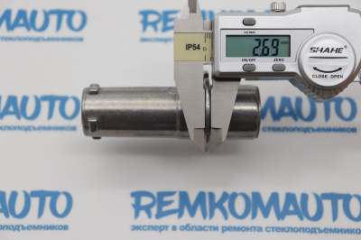 Кронштейн бокового зеркала двери Volkswagen Amarok 771667