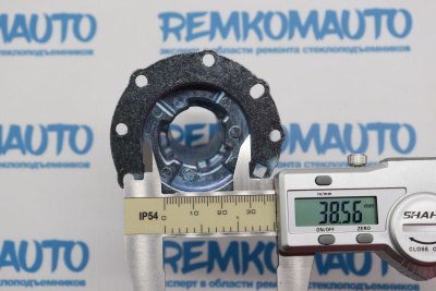 Кронштейн бокового зеркала двери Volkswagen Transporter T6/Amarok/Toyota Hilux 772672