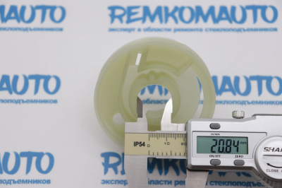 Ролик правой боковой сдвижной двери Volkswagen Transporter T5/T6 770171