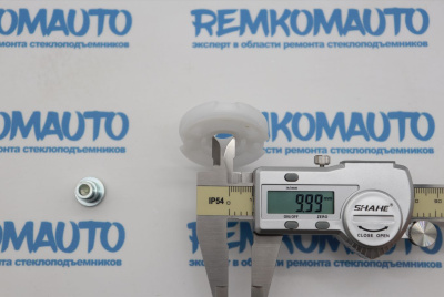 Обводной ролик стеклоподъёмника с клепкой 772495