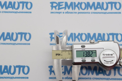 Фиксатор стекла стеклоподъёмника 771349