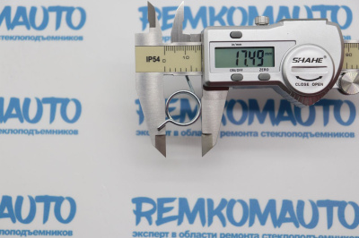 Пружина внутренней ручки открывния двери Nissan Navara/Qashqai правая 772835