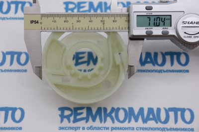 Ролик боковой сдвижной двери Volkswagen Transporter T5/T6 771611