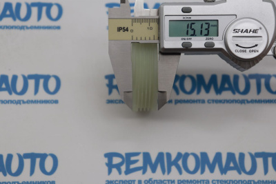 Ролик стеклоподъёмника (катушка стеклоподъемника) 770459