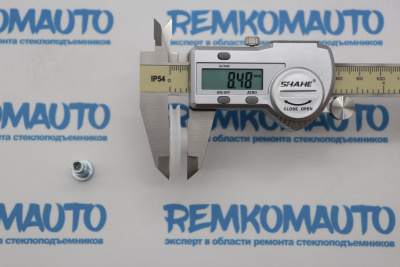 Обводной ролик стеклоподъёмника с клепкой 771334