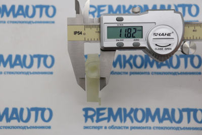 Держатель обводного ролика стеклоподъёмника 770313 Держатель обводного ролика стеклоподъёмника 770313