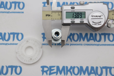 Обводной ролик стеклоподъёмника с клепкой 770588