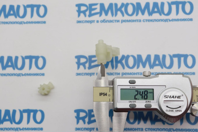 Комплект фиксаторов замка двери Fiat Linea/Fiat Punto левый (2 шт.) 770972