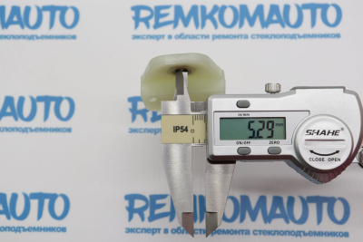 Фиксатор стекла стеклоподъёмника 772497