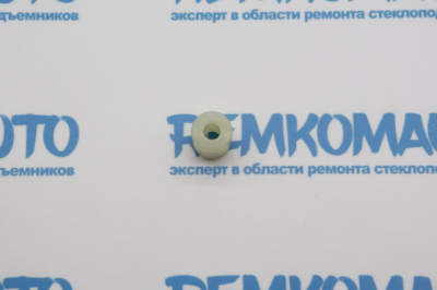 Фиксатор ограничителя двери Renault Laguna 771729