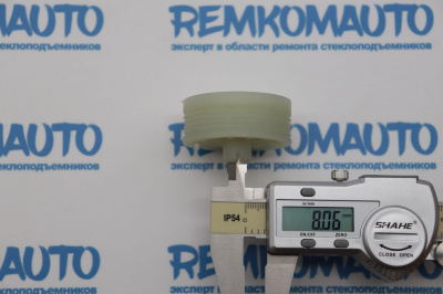 Ролик стеклоподъёмника (катушка стеклоподъемника) 776053