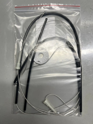 Ремкомплект ст-ка (трос+ролик) VW Touareg 1/Porsche Cayenne 1 2002-2010 (перед. лев./прав.) 777043