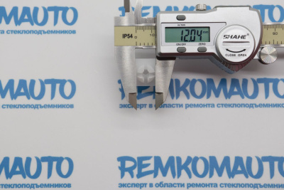 Фиксатор стекла Renault Kangoo 771718