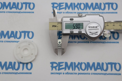 Обводной ролик стеклоподъёмника с клепкой 770954