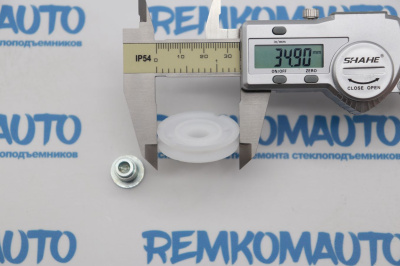 Обводной ролик стеклоподъёмника с клепкой 772496