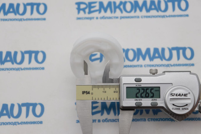 Ролик стеклоподъёмника (катушка стеклоподъемника) 770086