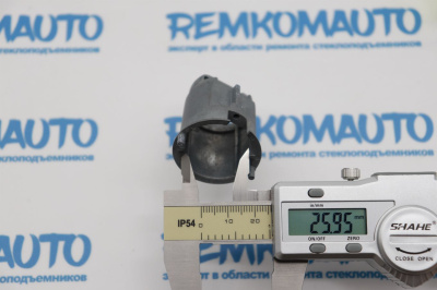 Кронштейн бокового зеркала двери BMW X5 E53 772375