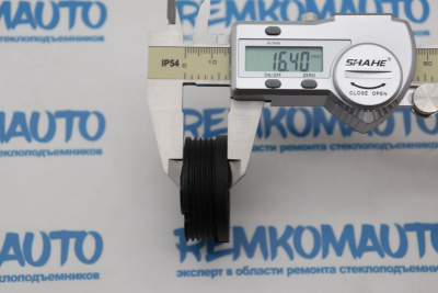 Ролик стеклоподъёмника (катушка стеклоподъемника) 772417