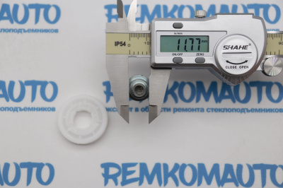 Обводной ролик стеклоподъёмника с клепкой 771335 Обводной ролик стеклоподъёмника с клепкой 771335