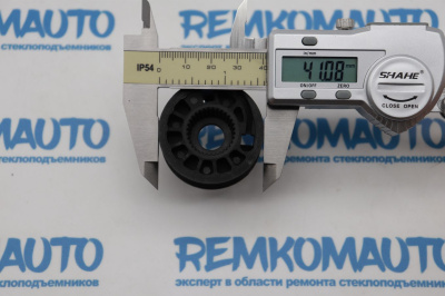 Ролик стеклоподъёмника (катушка стеклоподъемника) 771500