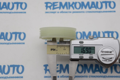 Ролик (катушка) стеклоподъёмника левый 770186